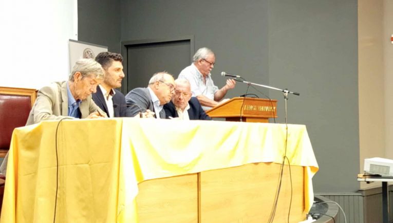 Κάλεσμα για νέα μεταπολίτευση από το Ηράκλειο – Ισχυρά μηνύματα στην παρουσίαση του βιβλίου «Ιστόρηση 50 χρόνων» (φωτο + βίντεο)