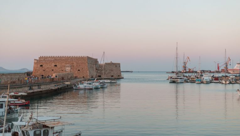 Καιρός: Συνεχίζεται το φθινόπωρο - Τοπικές βροχές στην Κρήτη