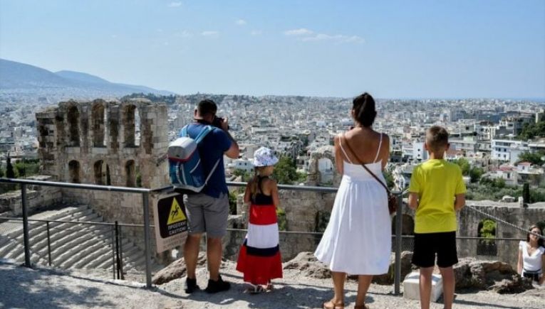Δήμος επιβάλλει πολιτιστικό τέλος στους τουρίστες