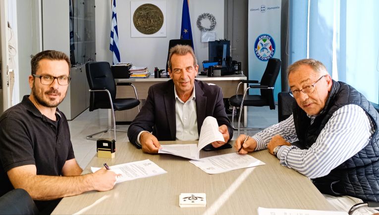 Υπογραφή σύμβασης για την αποκατάσταση ζημιών σε δίκτυα και υποδομές τον Δήμο Χερσονήσου