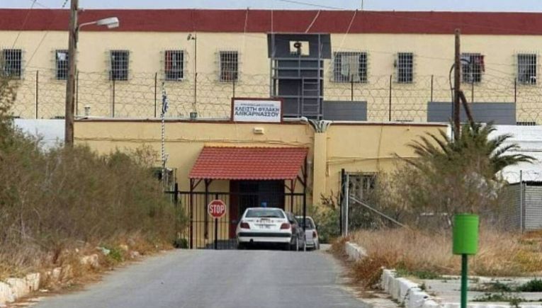 Ηράκλειο: Κρατούμενος είχε καταπιεί συσκευασίες ηρωίνης και μεθαμφεταμίνης για να τις περάσει στη φυλακή