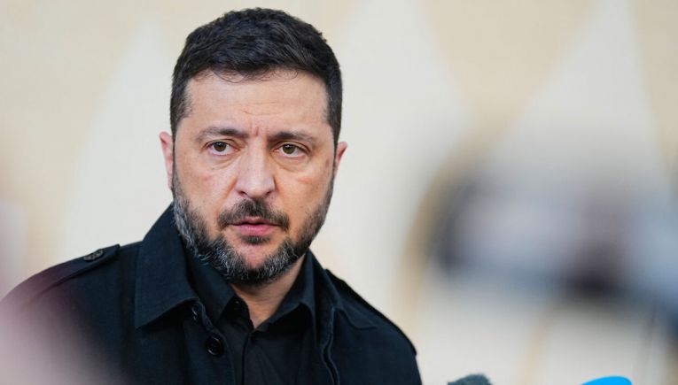 Ο Ζελένσκι ζήτησε από τη «Συμμαχία των Προθύμων» όπλα μεγάλου βεληνεκούς