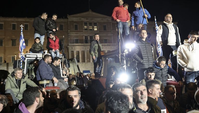 Τρία ορόσημα για την Κυβέρνηση γύρω από τον ΟΠΕΚΕΠΕ ενώ έρχονται τα πρώτα συλλαλητήρια στο Σύνταγμα