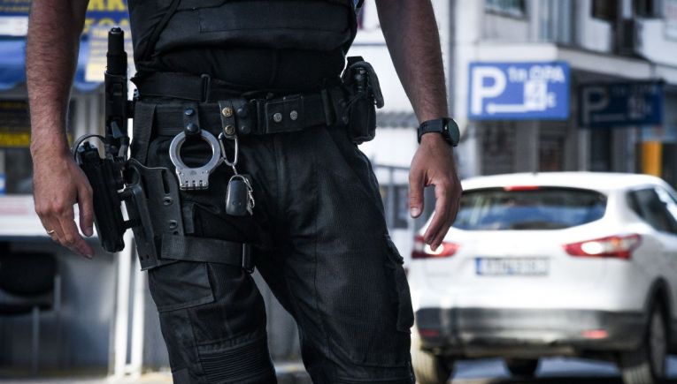 Επεισοδιακή σύλληψη 44χρονου - Δάγκωσε αστυνομικό στο πόδι