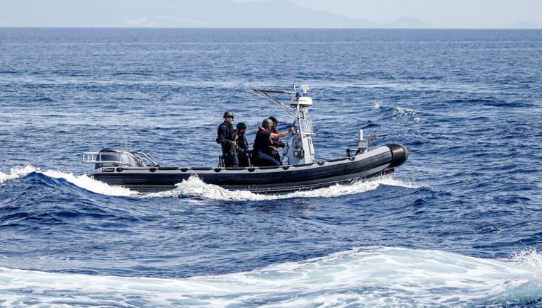 Μια γυναίκα ανασύρθηκε νεκρή μετά από ναυάγιο ανοικτά της Λέσβου