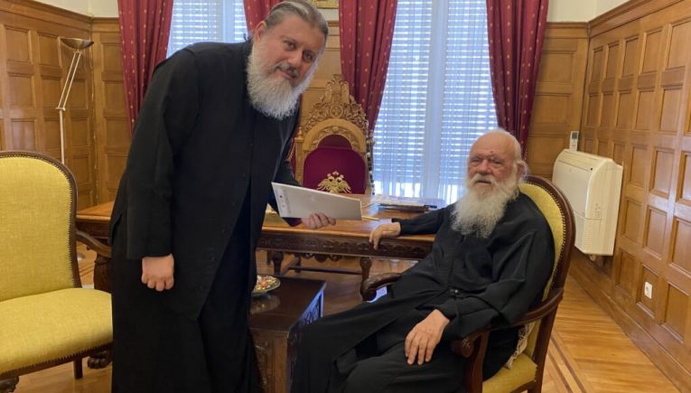 Βοηθός Επίσκοπος στην Αρχιεπισκοπή Αθηνών ο Ηρακλειώτης Θεολόγος Αλεξανδράκης