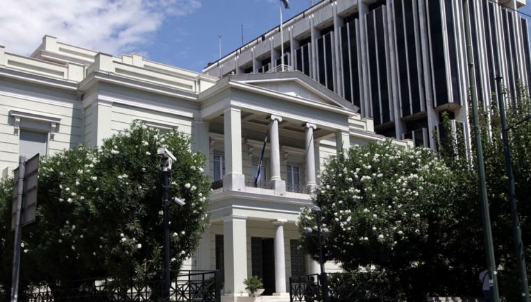 Η Αθήνα απαντά στη Ζαχάροβα: Η τουρκική κατοχή στην Κύπρο παραβιάζει το Διεθνές Δίκαιο-Ατυχής η αναφορά στο πραξικόπημα του 1974